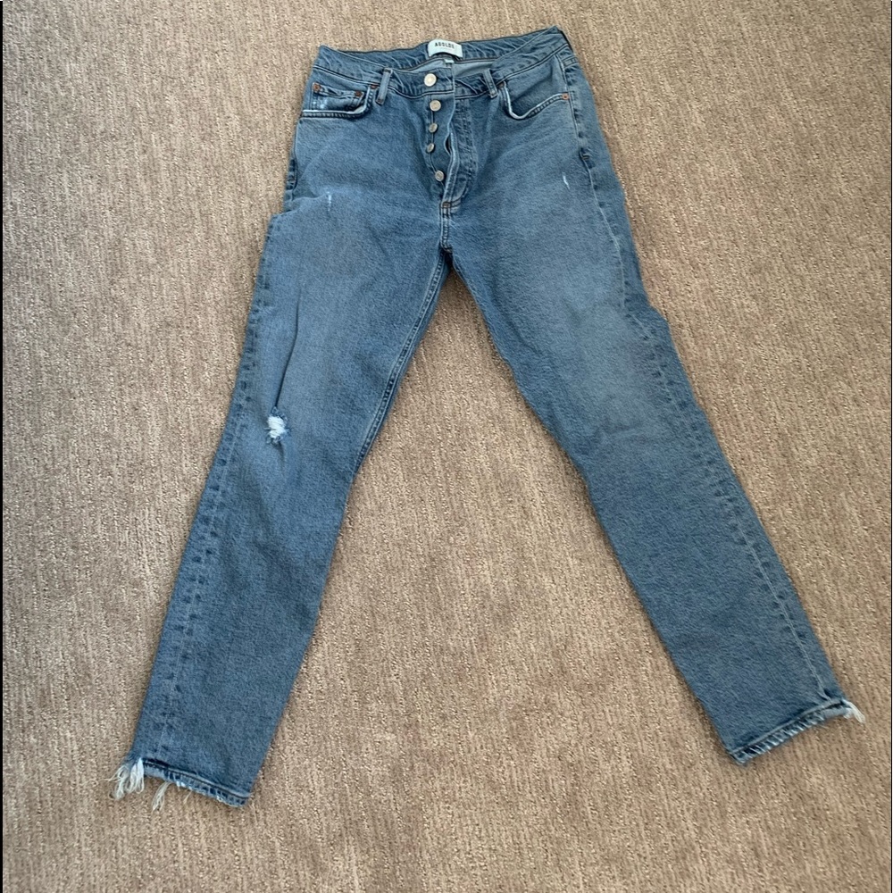Excellent condition; high waisted button fly